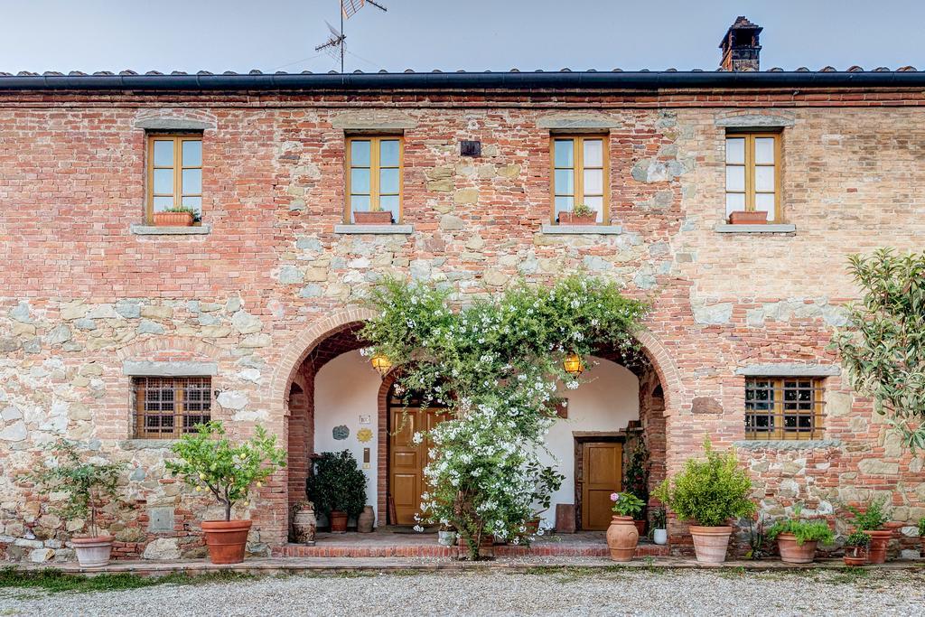 Agriturismo Il Poggiarello Foiano Della Chiana Exterior foto